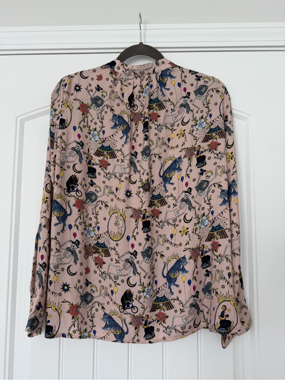 NWOT. Zadig & Voltaire Blush Pink Printed V-Neck Long-Sleeve Blouse - Picture 2 of 5